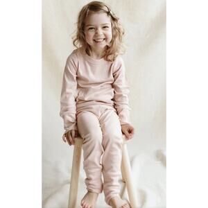 Goumi Bamboo Organic Cotton All Day Jogger Set PJ Set Light Pink Sz 4T NWT